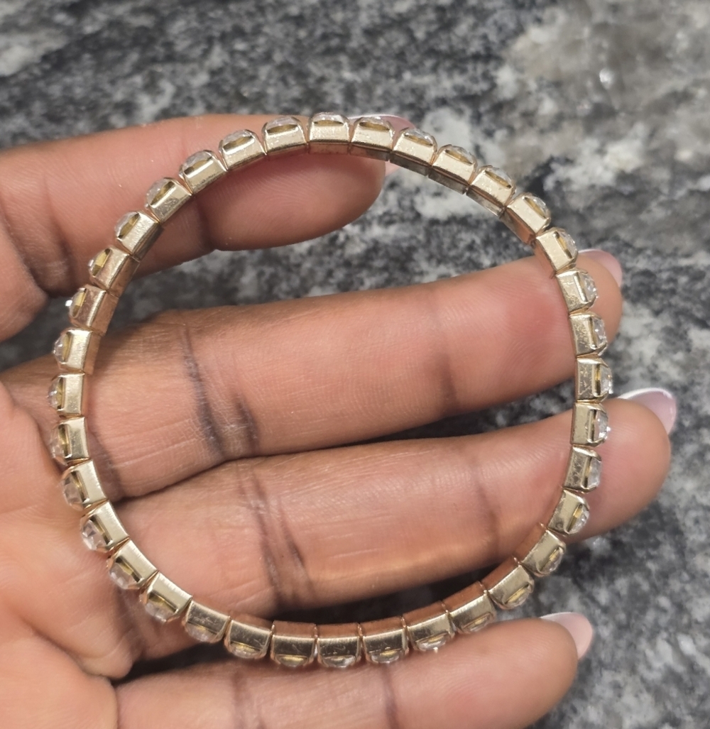 Macys Elegant Gold and Silver Tennis Bracelet Women New - Picture 6 of 10
